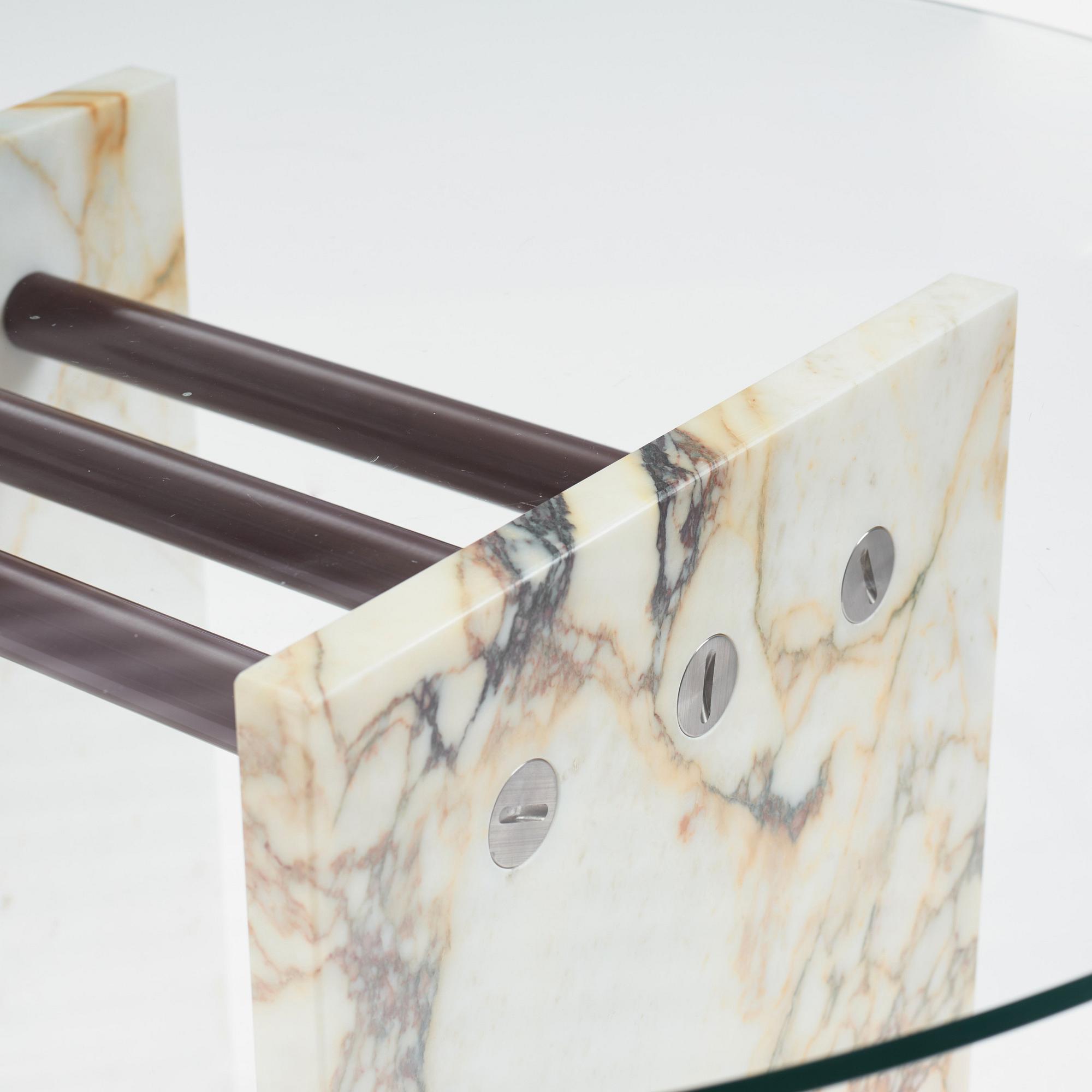 Per Söderberg, ett unikt bord, "PS Bespoke Cube”, No Early Birds, 2021.