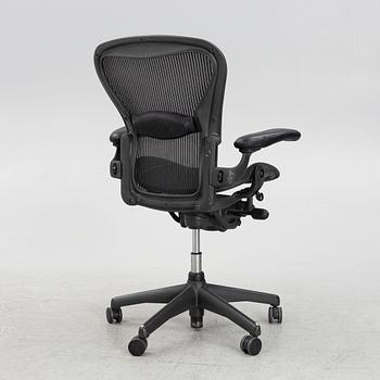 Don Chadwick/Bill Stump, desk chair, "Aeron", Herman Miller.