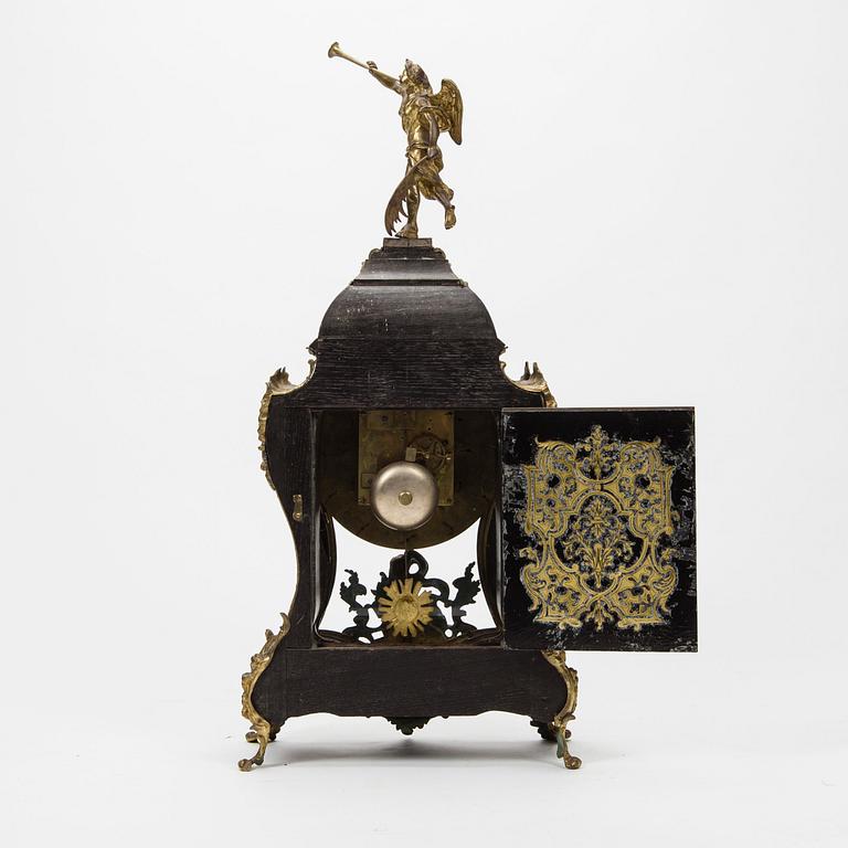 BORDSPENDYL,  Louis XV-stil, Frankrike, 1800-tal.