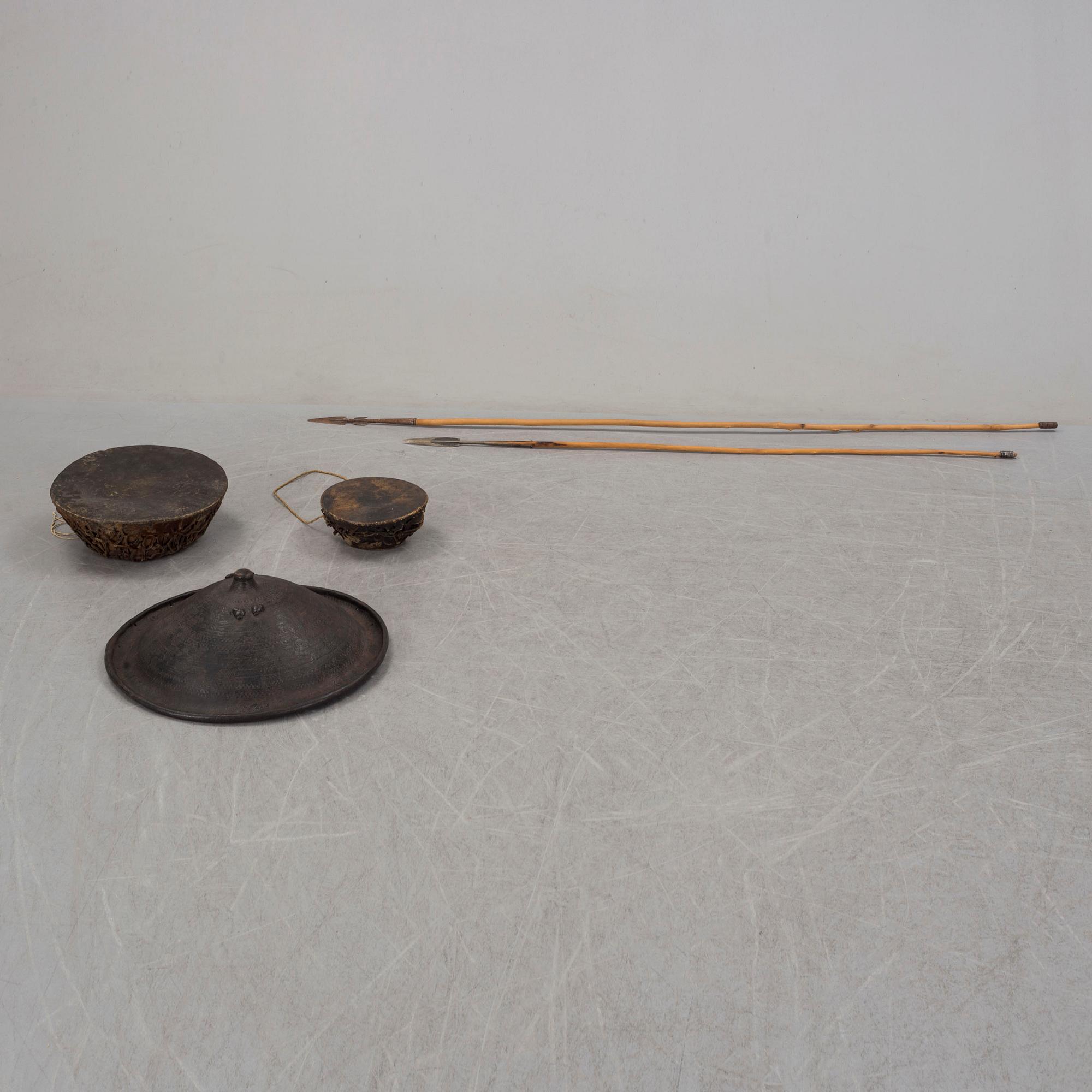 A set of five pcs Africana, 20th century.