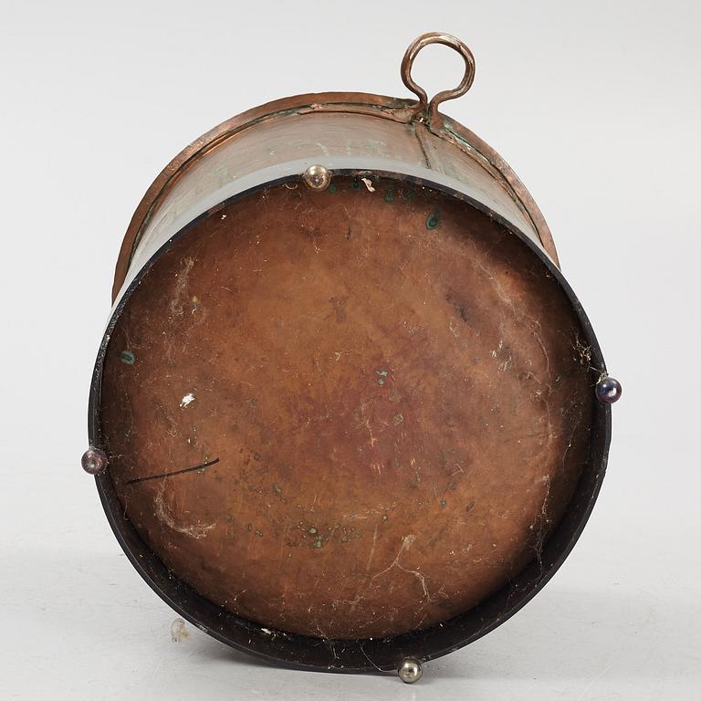 A copper barrel, 19th Century.