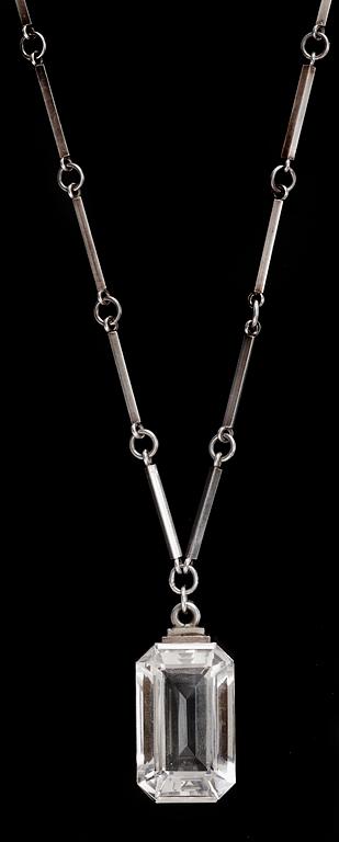 A Wiwen Nilsson sterling and rock crystal pendant with chain, Lund 1942.