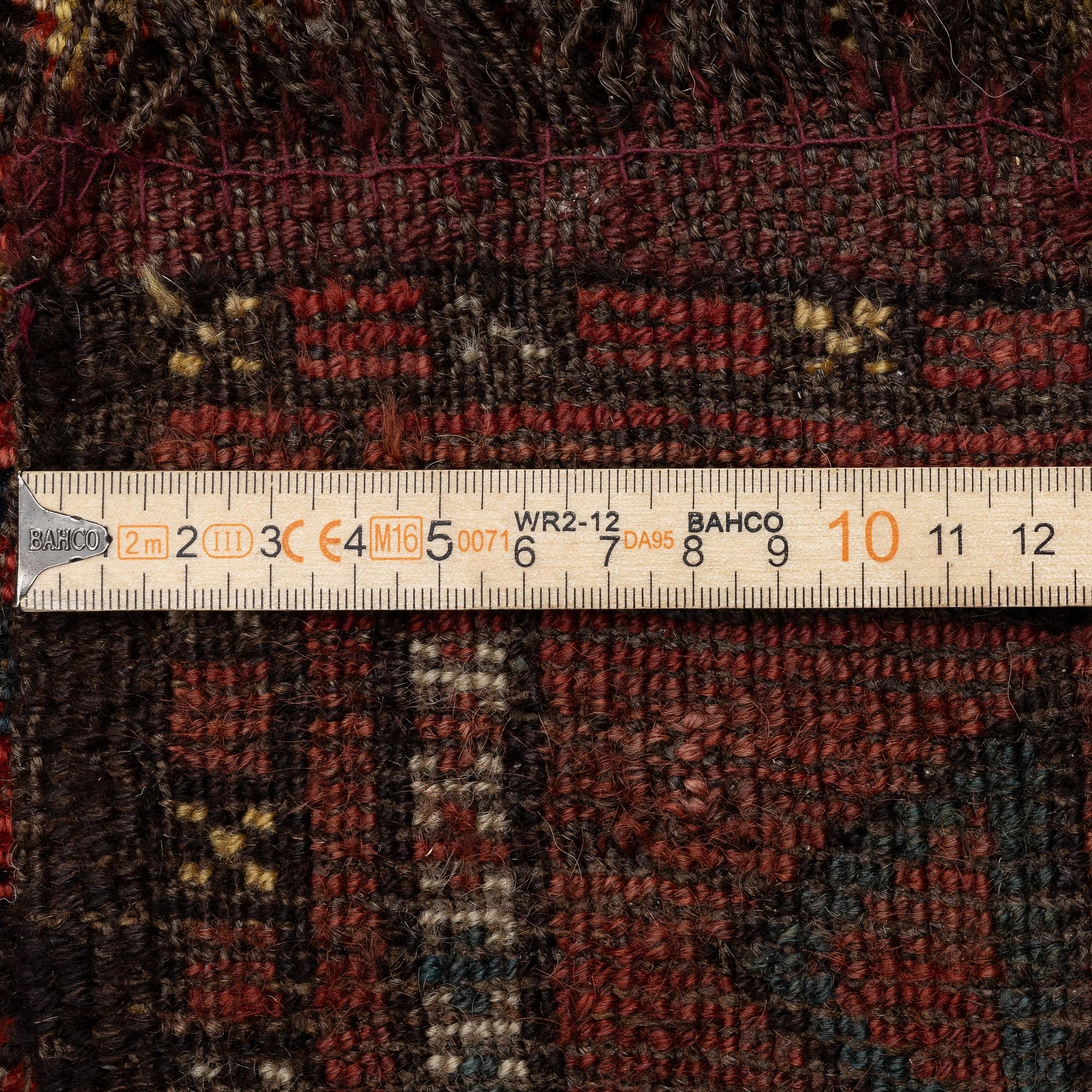 Matta, antik Beshir, Västra Turkmenistan, ca 597 x 240 cm.