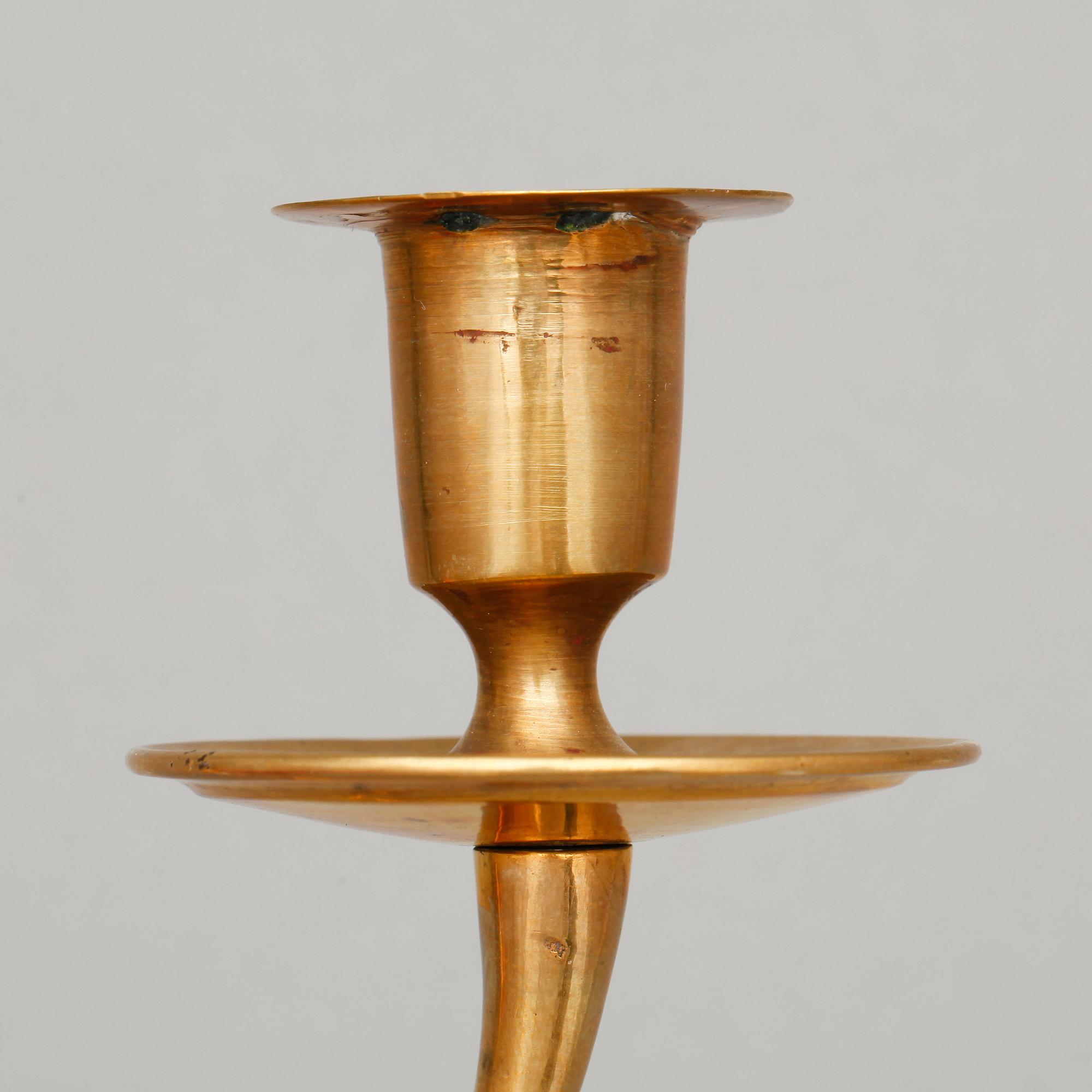 SPEGELLAMPETTER, ett par, rokokostil med äldre delar, bär stämplar.