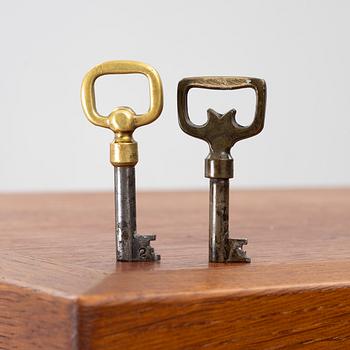 Yngve Ekström, cabinet, 'Krus', AB Westbergs Möbler, Tranås, 1950s.