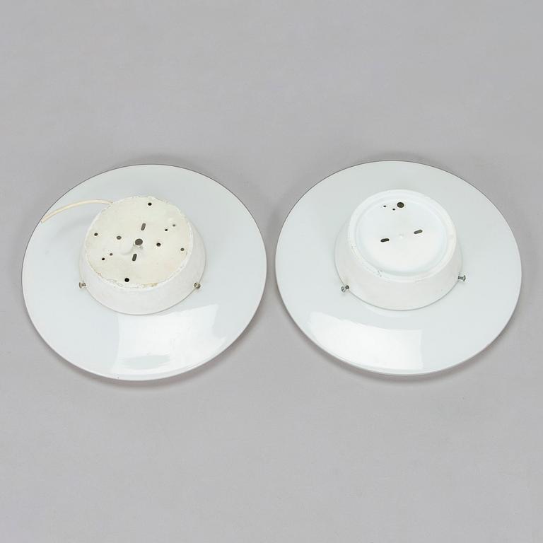 Arne Jacobsen, taklampor/ vägglampor, ett par, "AJ-Eklipta", Louis Poulsen, Danmark.