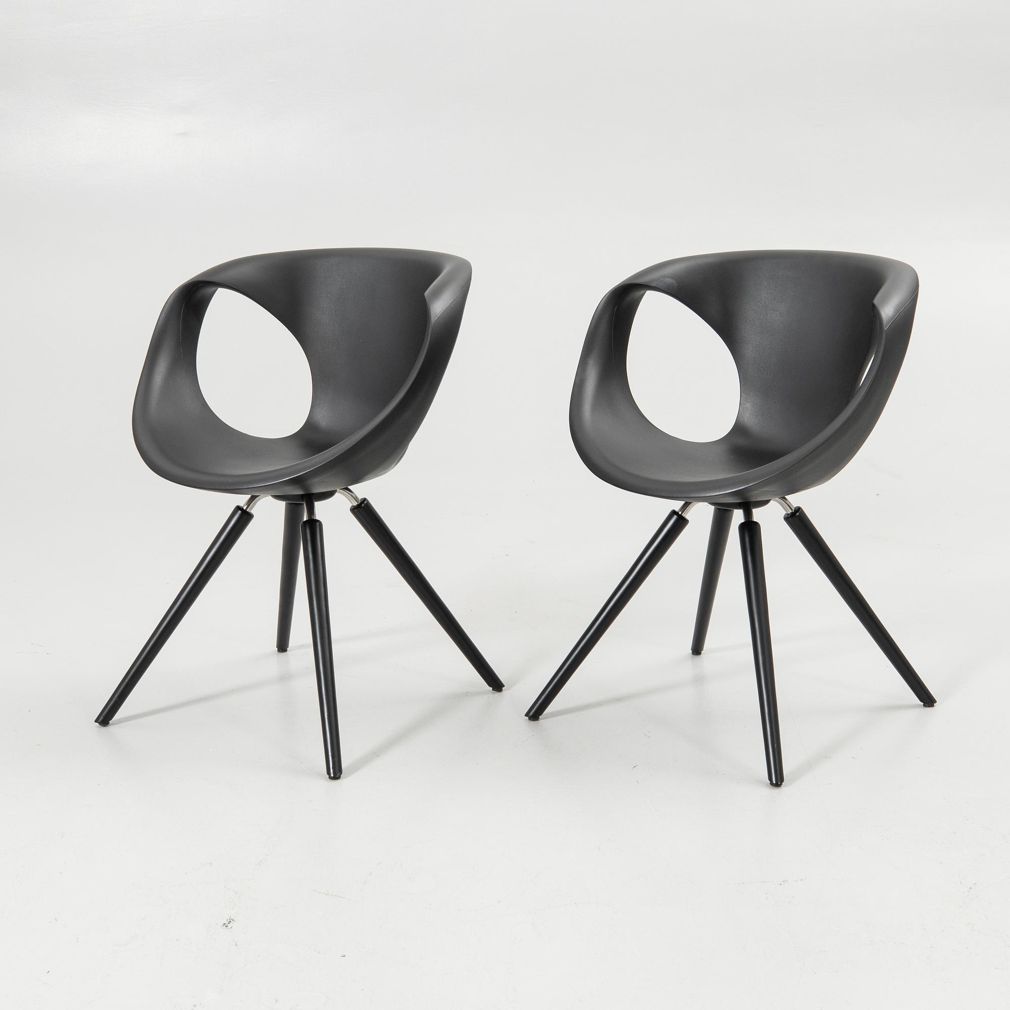 Martin Ballendat, armchairs, a pair, “Flat Armchair 923”, Tonon, Italy.