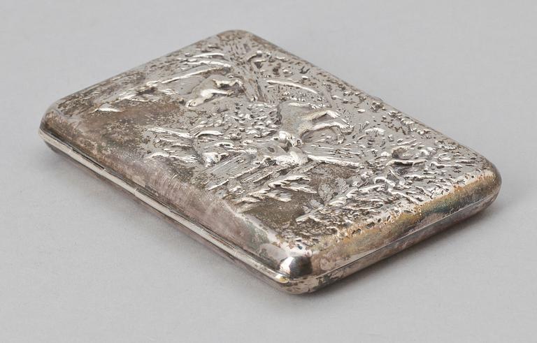 CIGARETTETUI, silver, St Petersburg, Ryssland. 1907-1908. Ca 232g.