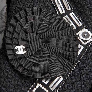 KAVAJ, Chanel.