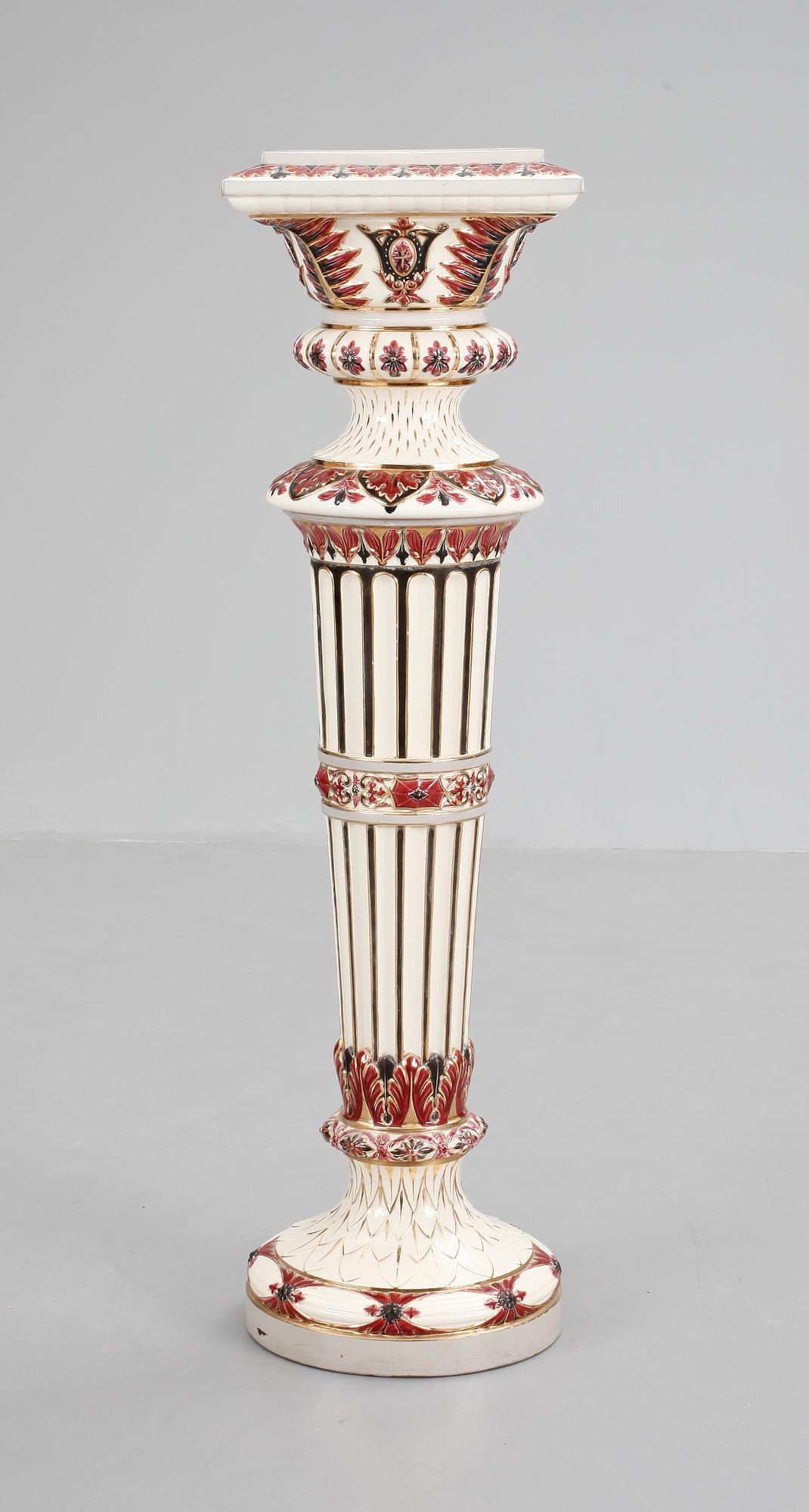 PIEDESTAL, flintgods, Rörstrand 1800-talets slut.