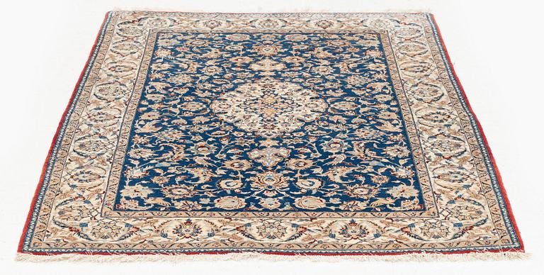 A semi-antique Nain Tuteshk rug c. 168 x 110 cm.