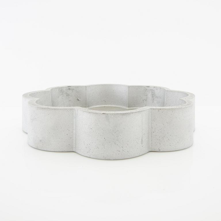 Signe Persson-Melin, Skålfat/ytterfoder "Sigill" för Byarums bruk sent 1900-tal.