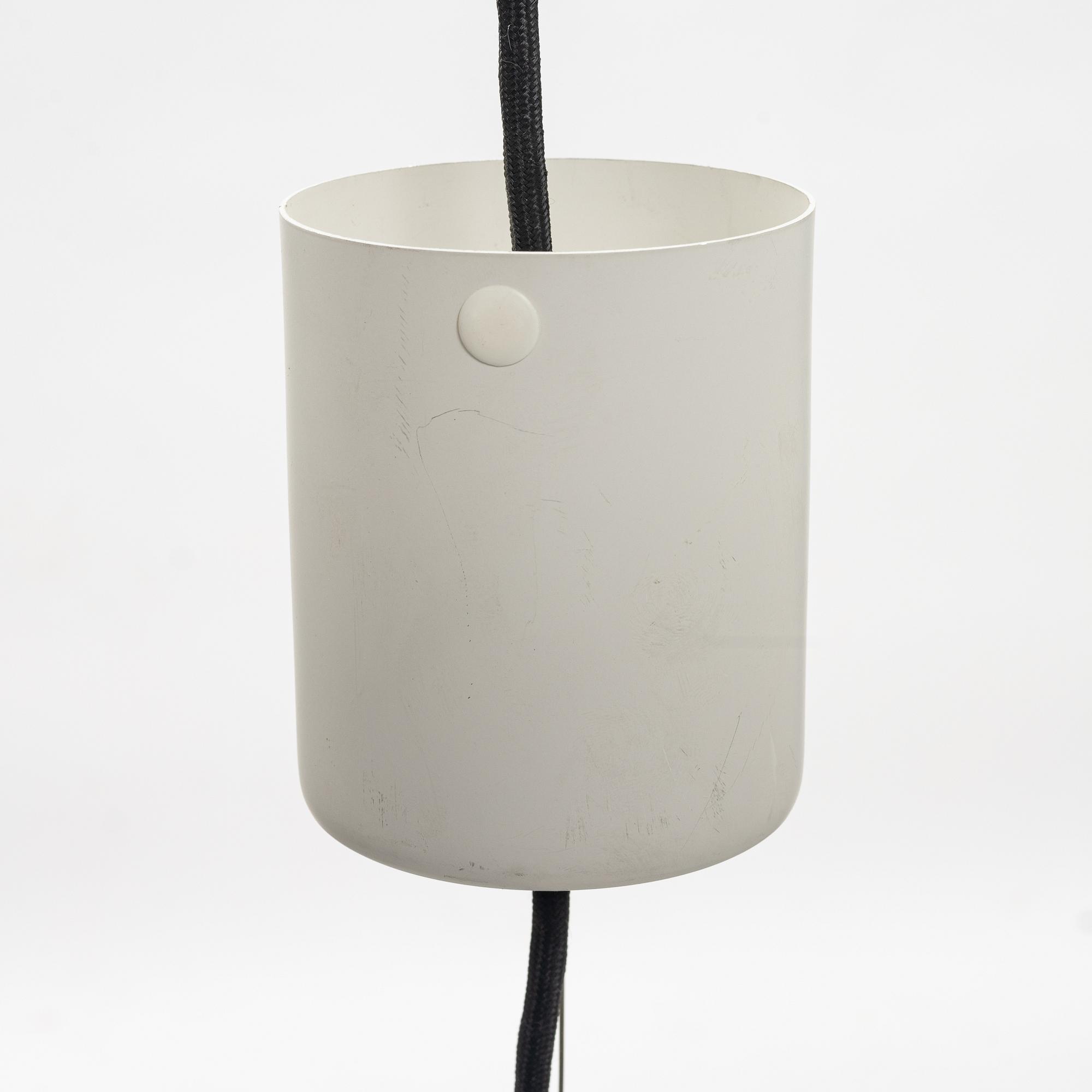 Poul Henningsen, taklampa, "Charlottenborg PH 6 ½-6", Louis Poulsen, Danmark.