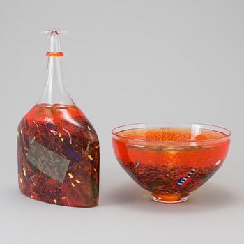 BERTIL VALLIEN, bowl and flask, glass, "Satellit", signed, Kosta Boda.