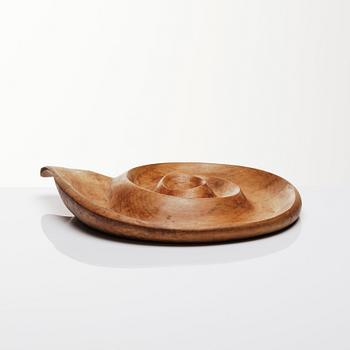 Russel Wright, an 'Oceana' sculpted wooden bowl, USA. Alva & Gunnar Myrdal Collection.