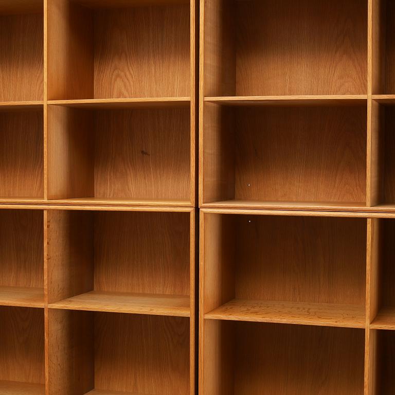 MOGENS KOCH, a 12 piece oak shelf, Rud Rasmussen, Danmark.