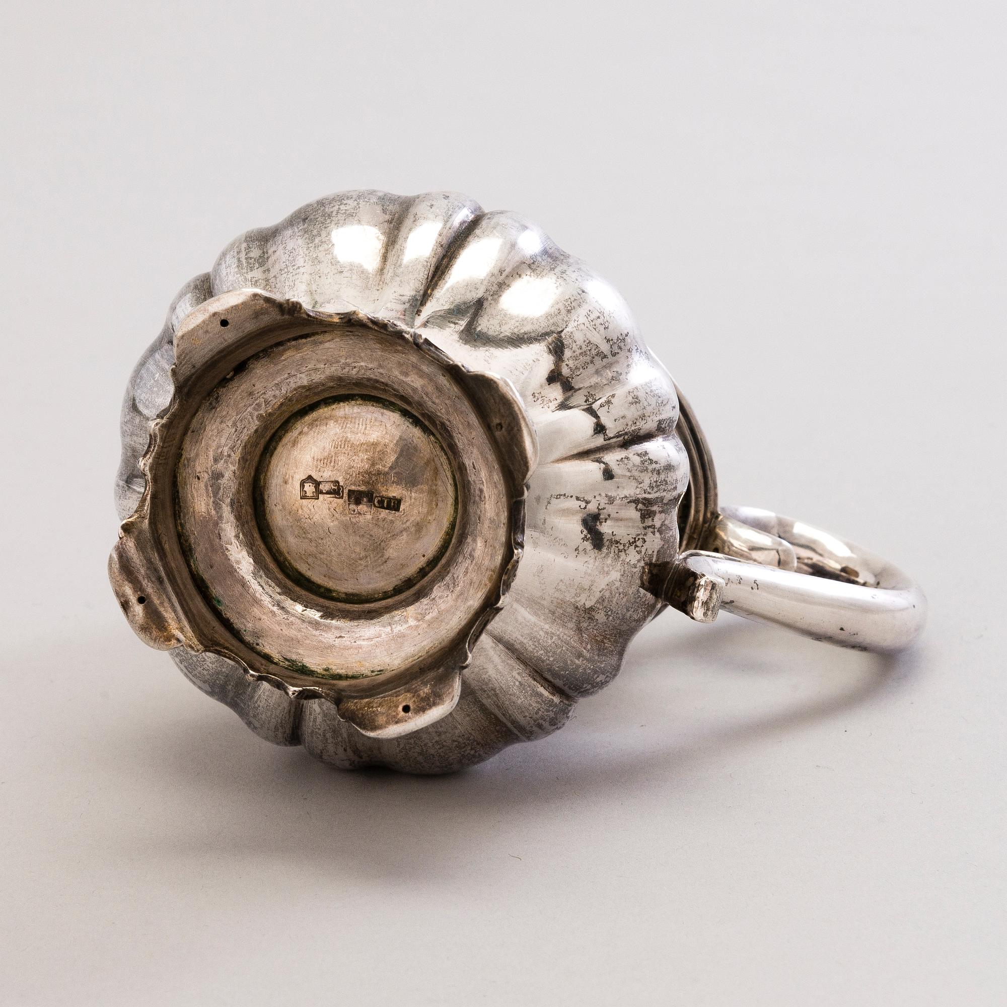 A Latvian silver cream jug, mark of Carl Theodor Beyermann, Riga, 1853.