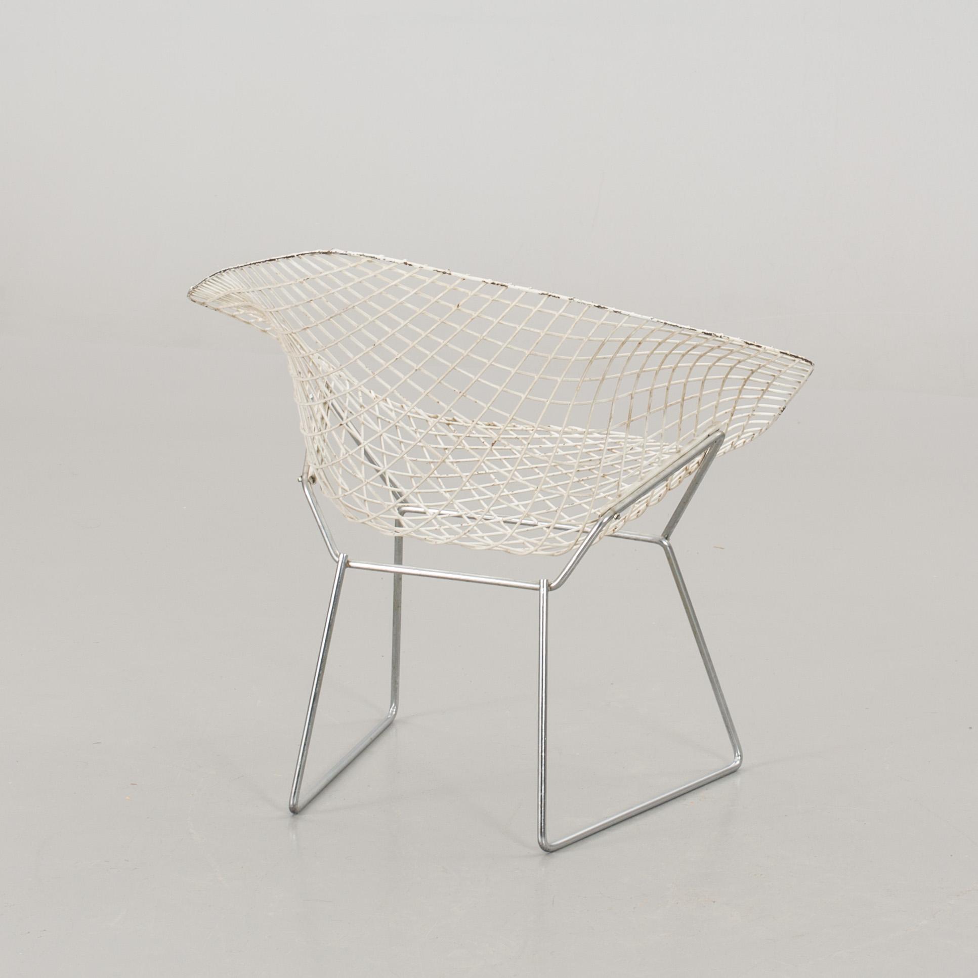 HARRY BERTOIA, "Diamond chair".