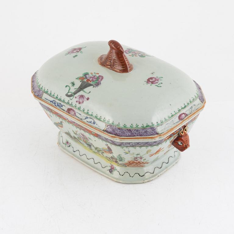 Terrin, kompaniporslin, Kina, Qingdynastin, Qianlong (1736-95).