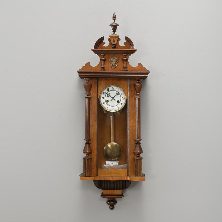 VÄGGUR, Junghans, nyrenässans, 1800-talets slut.