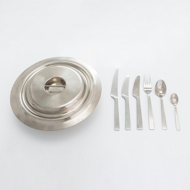 Beretl Gardberg, cutlery 56 pcs, and a lidded bowl, stainless steel, Sorsakoski, Fiskars, latter half the 20th century.