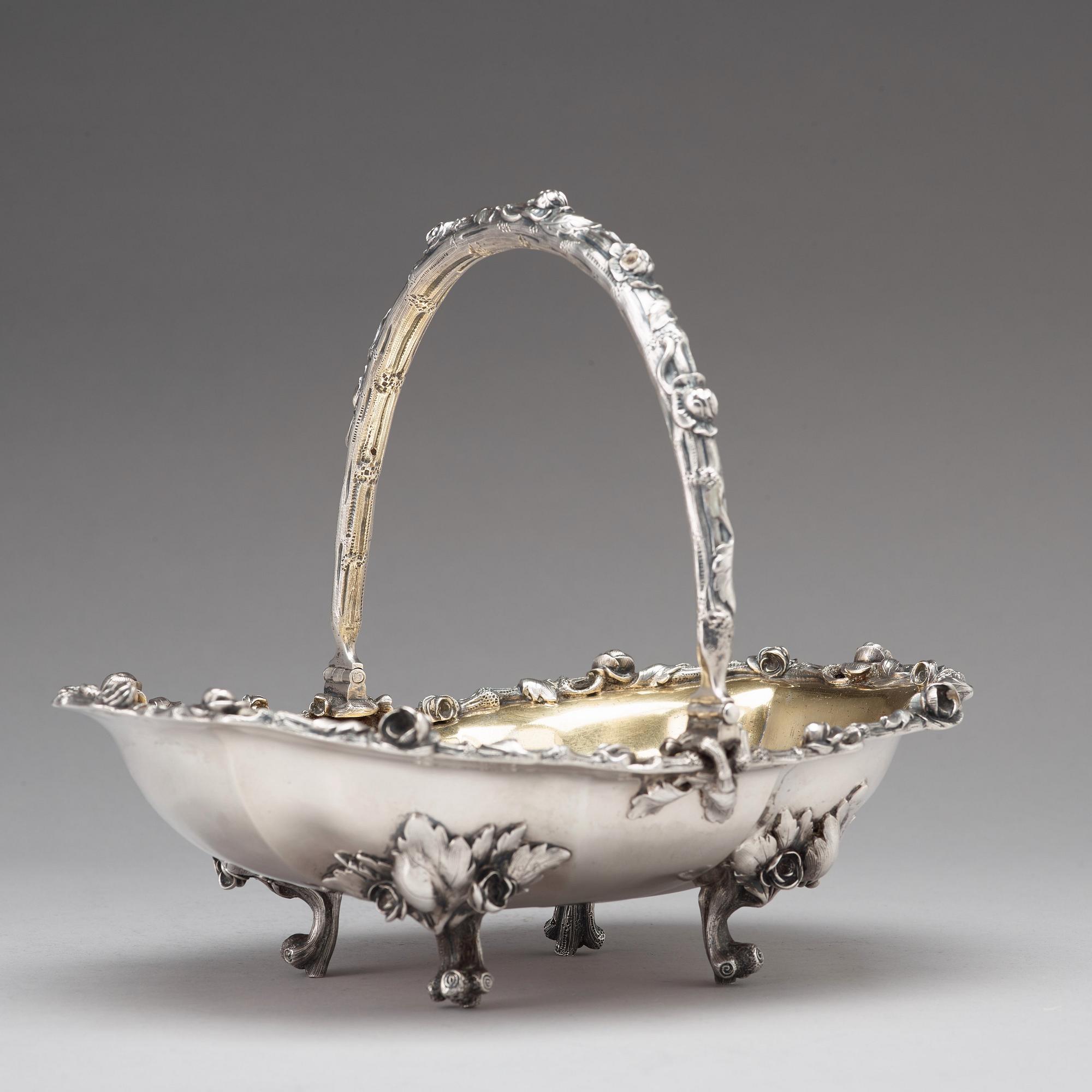 Fruktkorg, silver, oidentifierad mästare, S:t Petersburg 1861,