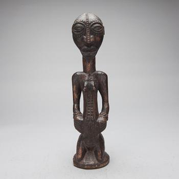 SKULPTUR, trä, Afrika 1900-tal.