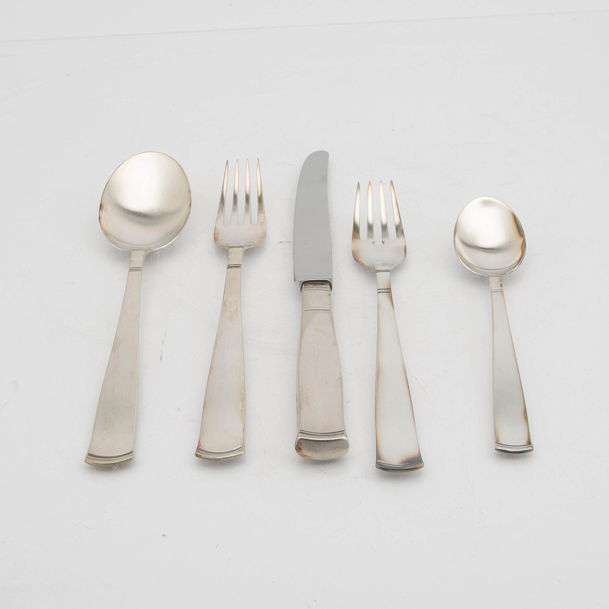 A Sweish 20th century set of 30 pcs of sivler cutlery "Rosenholm" mark of Gense Eskilstuna 1999 total weight 1620 grams.