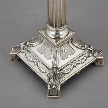 KANDELABER, nysilver, 1900-talets första hälft.