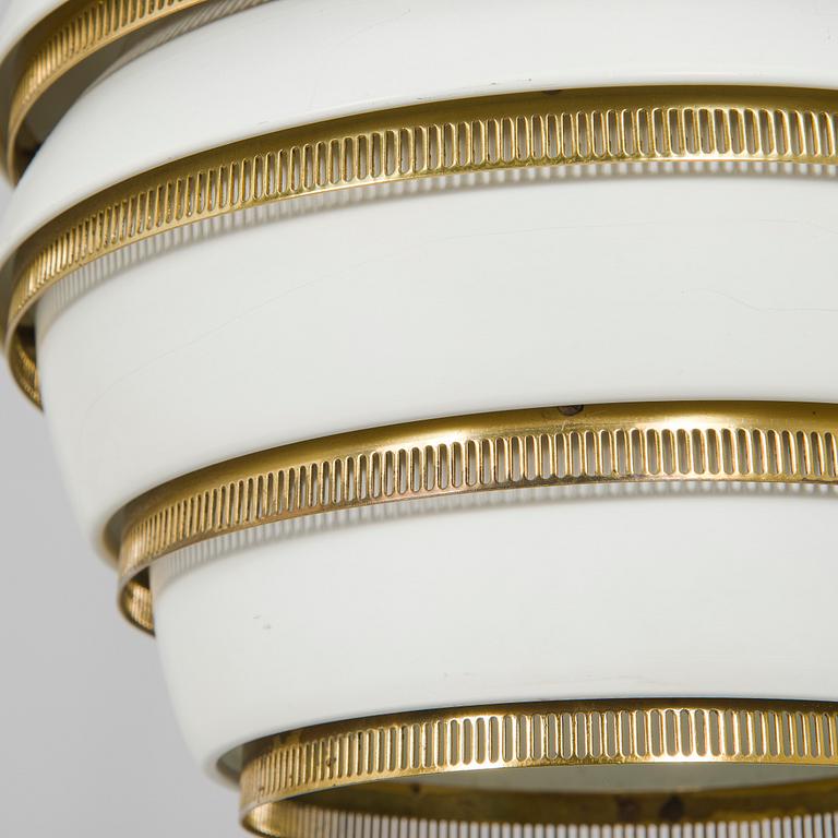 Alvar Aalto, a pendant lamp A332, 'Beehive' for Valaistustyö.