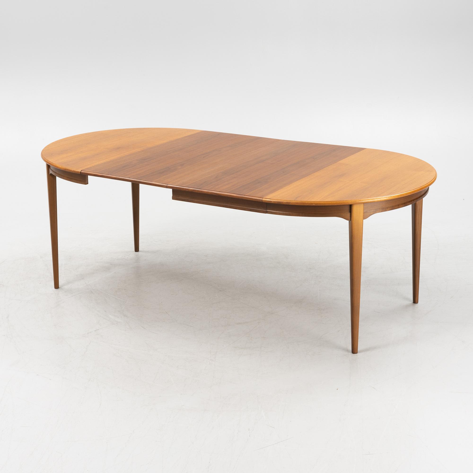 Svante Skogh, a teak-veneered 'Vindö' dining table from Balders Snickeri, 1960's.
