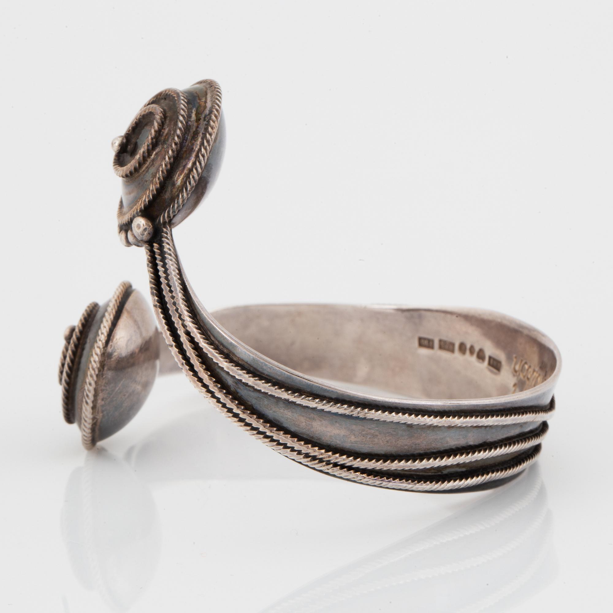 ROSA TAIKON, BERND JANUSCH, armring, sterlingsilver.