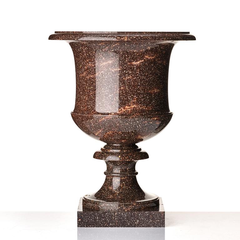 Urnor, ett par, Älvdalen, 1800-talets början, Sengustavianska.
