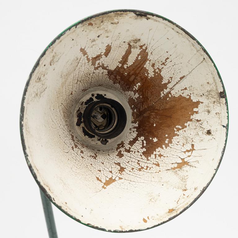 Johan Petter Johansson, industrilampa, "Triplex-pendel". Asea, 1900-talets mitt.