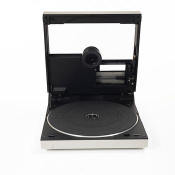 Vinyl record player, Technics Quartz SL-10, Matsushita Electric, Japan, 1979–1985.