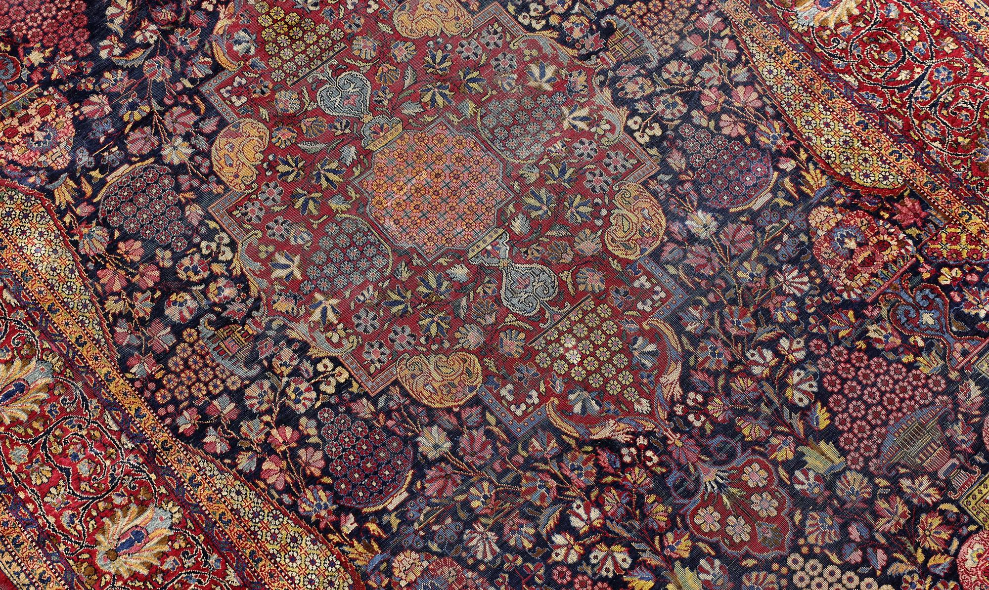 A rug, semi-antik Silke Keshan, ca 210 x 128 cm.