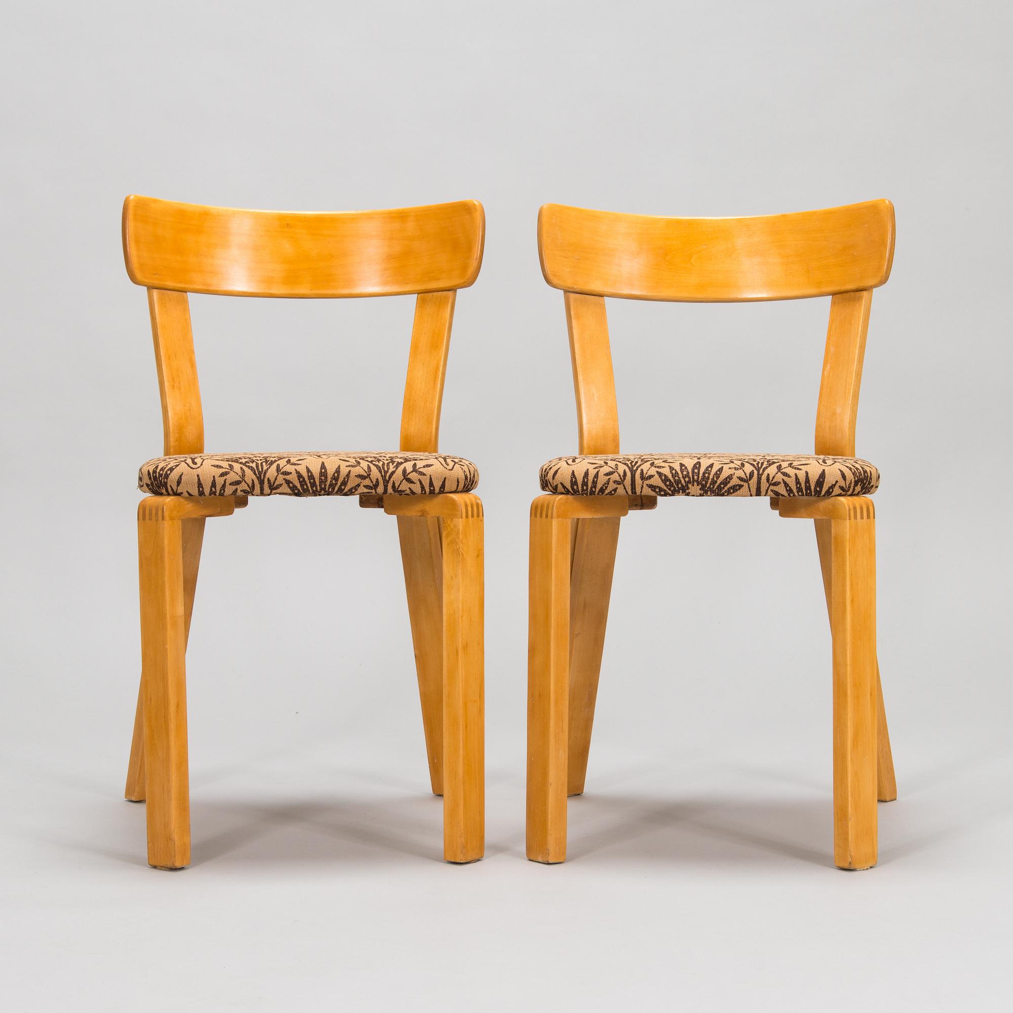 Alvar Aalto, a pair of 1940's '69' chairs for O.Y. Huonekalu-ja Rakennustyötehdas A.B.