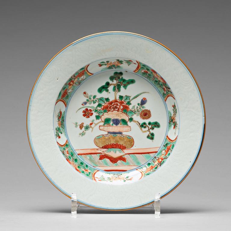 A set of five famille verte dishes, Qing dynasty, Kangxi  (1662-1722).