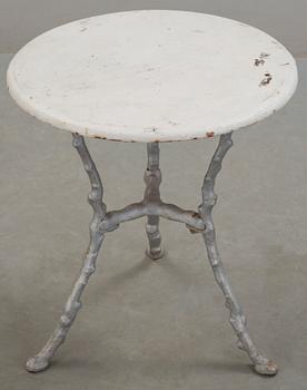 TRÄDGÅRDSBORD, järn, 1900-tal.