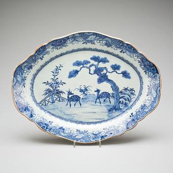 STEKFAT, porslin. Kina, Qianlong(1736-1795).