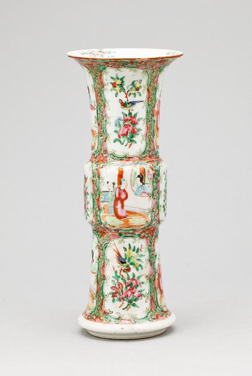 VAS / HATSTAND, porslin, sannolikt Japan, 1900-tal.