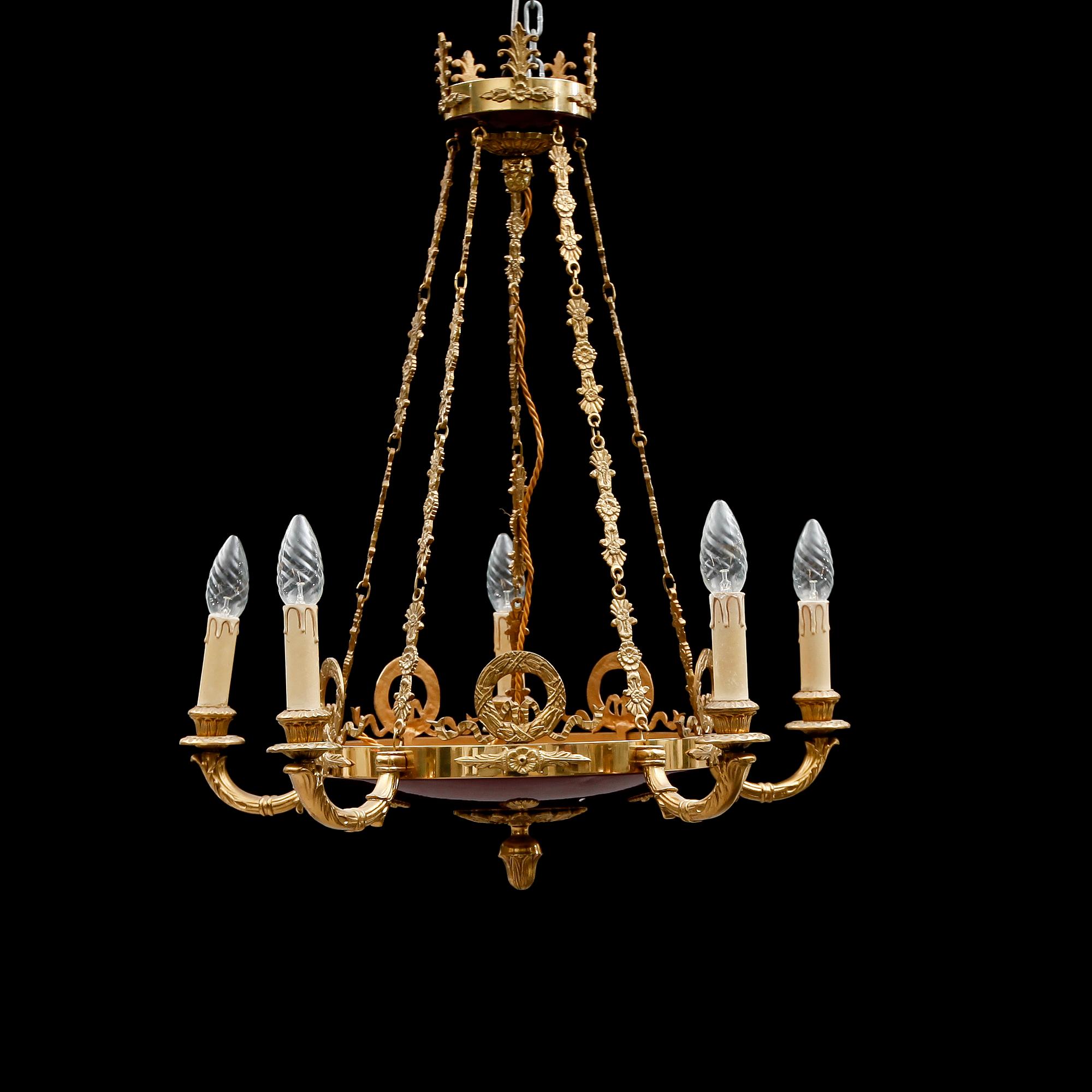 TAKAMPEL, empirestil, 1900-talets mitt. Höjd ca 70 cm.