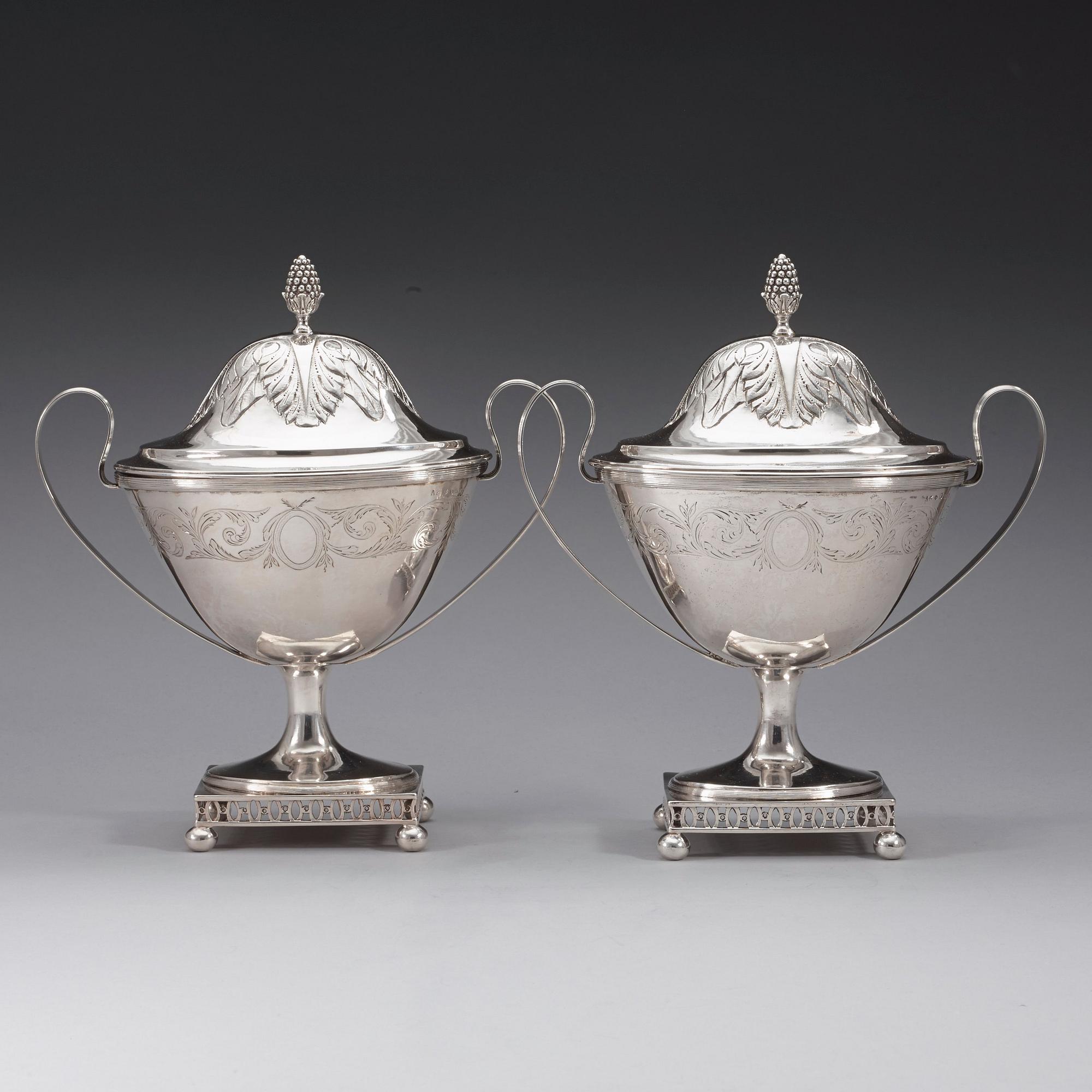 SOCKERSKÅLAR, ett par, av Stephan Westerstråhle, Stockholm 1803. Sengustavianska.