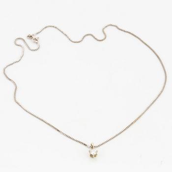 COLLIER, vitguld med briljant.