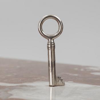 Chest of drawers, first half of the 20th century.