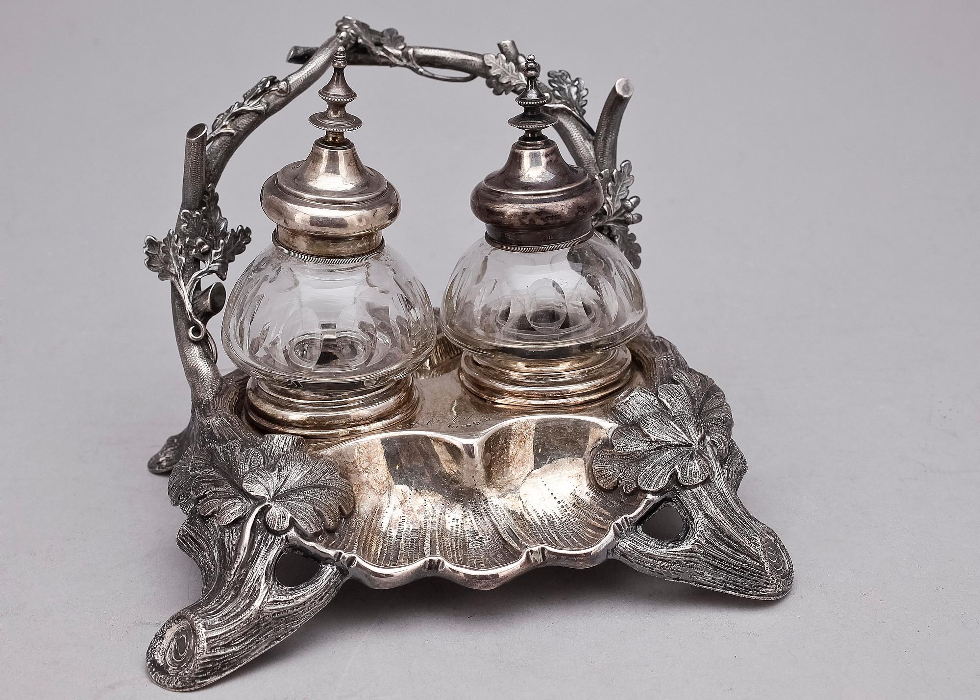 BLÄCKSTÄLL, silver, rokokostil, Samuel (Sam.) Pettersson 1859-1898(1965) Linköping. Tot vikt (exkl glas) ca 217g.