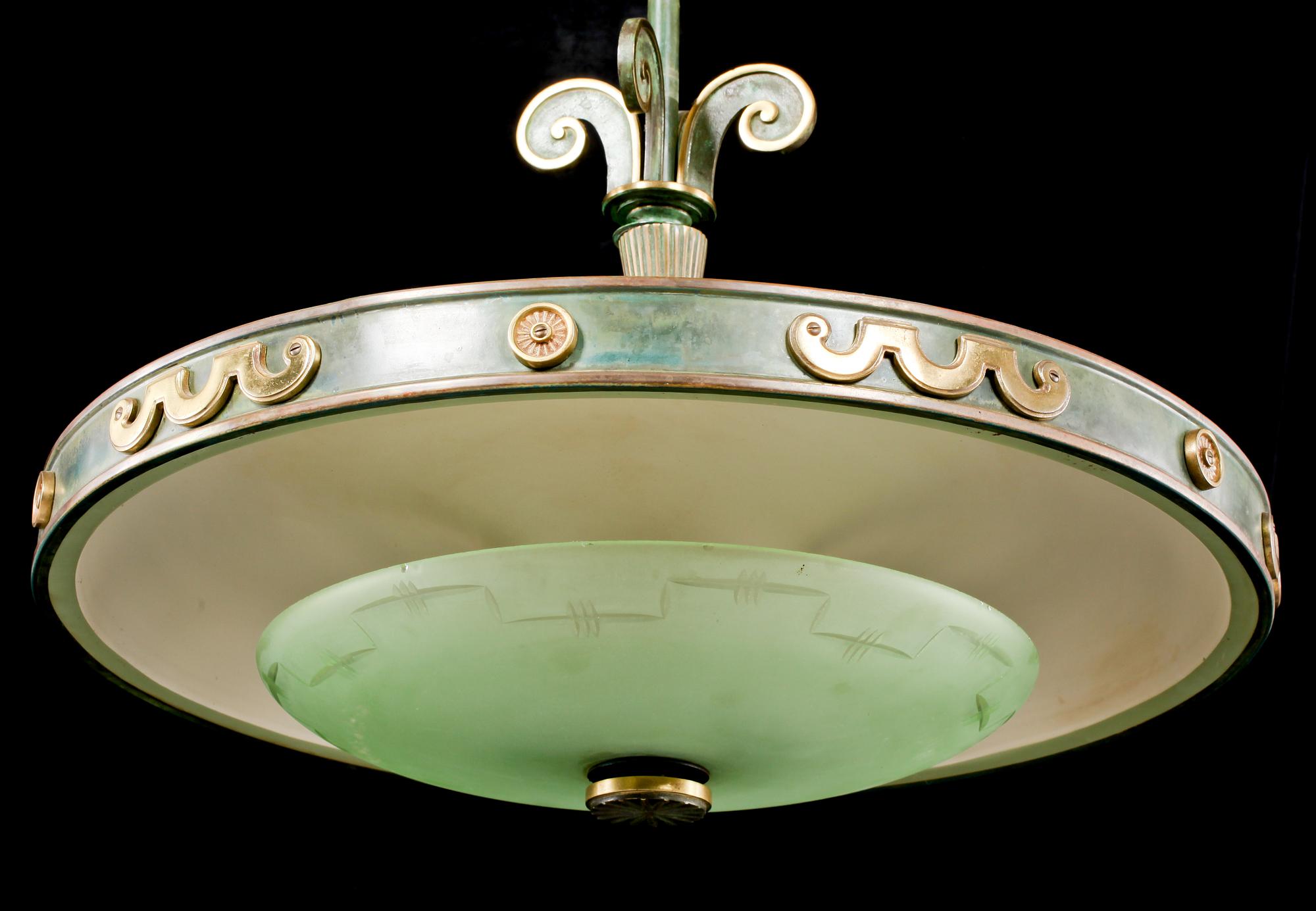 TAKLAMPA, 1930/40-tal. Höjd 60 cm.