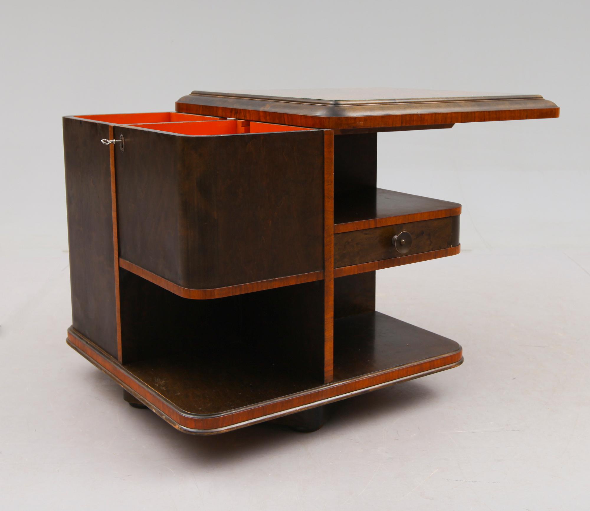 BORD, art déco, 1900-talets första hälft.