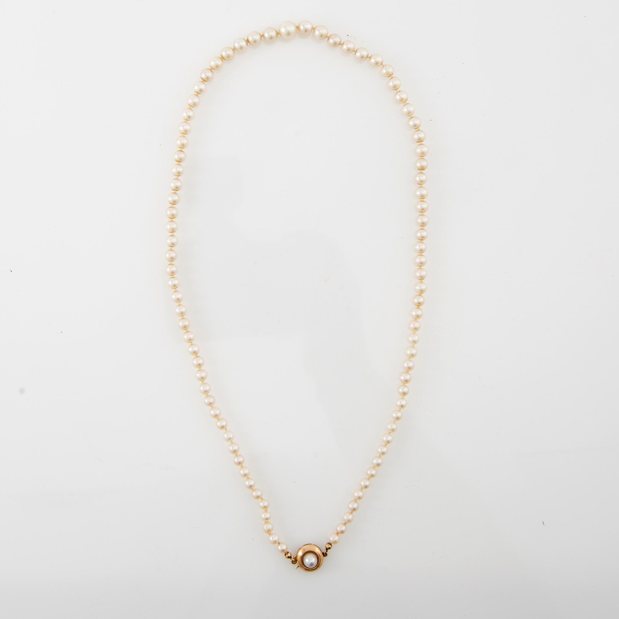 Collier, 18K guld och pärlor.