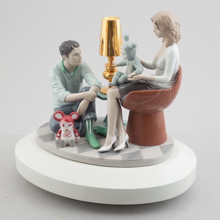 Jaime Hayon, figurine, porcelain, "The family portrait", Lladro, contemporary.